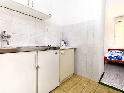 Ferienwohnung für 3 Personen (20 m²) in Lokva Rogoznica 5/10