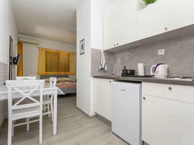 Ferienwohnung für 3 Personen (20 m²) in Lokva Rogoznica 3/10