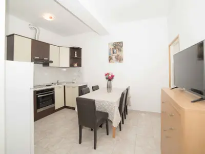 Ferienwohnung für 4 Personen (50 m²) in Lokva Rogoznica 10/10