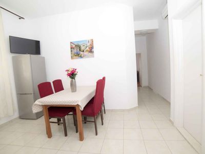 Ferienwohnung für 4 Personen (50 m²) in Lokva Rogoznica 6/10