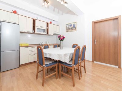 Ferienwohnung für 6 Personen (60 m²) in Lokva Rogoznica 7/10