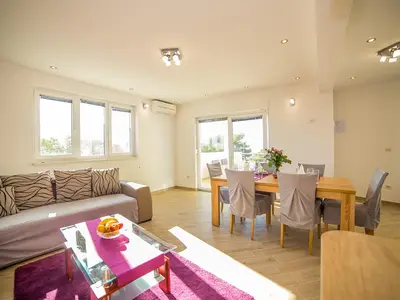 Ferienwohnung für 5 Personen (80 m²) in Lokva Rogoznica 8/10