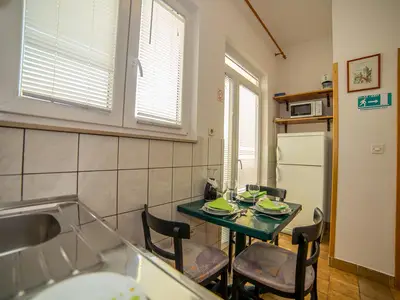 Ferienwohnung für 3 Personen (35 m²) in Lokva Rogoznica 9/10