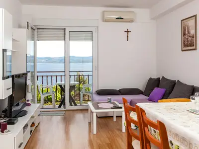 Ferienwohnung für 4 Personen (55 m²) in Lokva Rogoznica 2/10