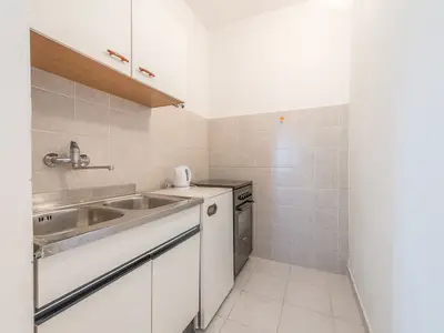 Ferienwohnung für 2 Personen (24 m²) in Lokva Rogoznica 4/10