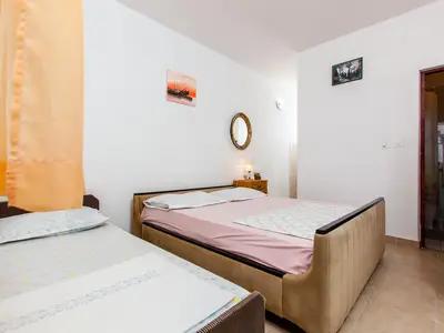 Ferienwohnung für 2 Personen (37 m²) in Lokva Rogoznica 7/10