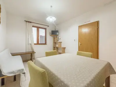 Ferienwohnung für 4 Personen (58 m²) in Lokva Rogoznica 5/10