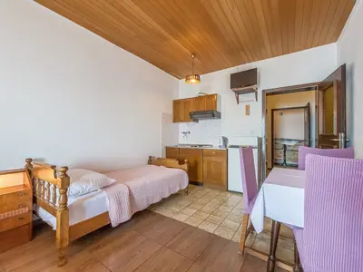 Ferienwohnung für 3 Personen (30 m²) in Lokva Rogoznica 10/10
