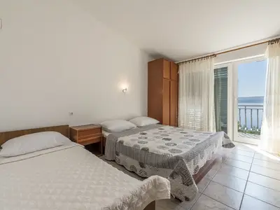 Ferienwohnung für 3 Personen (52 m²) in Lokva Rogoznica 6/10