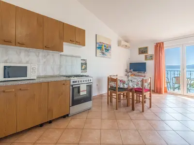 Ferienwohnung für 4 Personen (45 m²) in Lokva Rogoznica 4/10