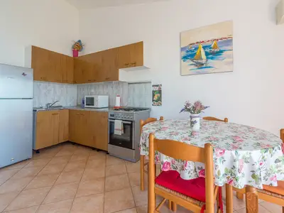 Ferienwohnung für 4 Personen (45 m²) in Lokva Rogoznica 6/10