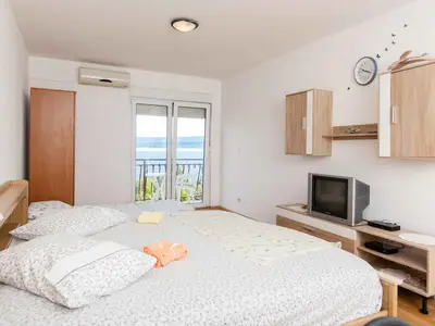 Ferienwohnung für 4 Personen (55 m²) in Lokva Rogoznica 6/10