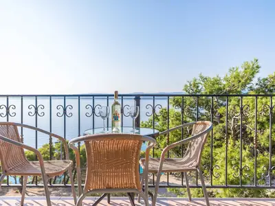 Ferienwohnung für 4 Personen (45 m²) in Lokva Rogoznica 6/10