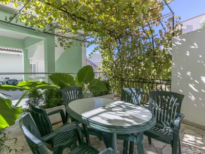 Ferienwohnung für 4 Personen (35 m²) in Lokva Rogoznica 5/10