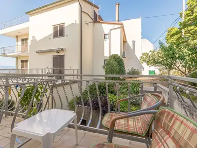 Ferienwohnung für 4 Personen (58 m²) in Lokva Rogoznica 2/10