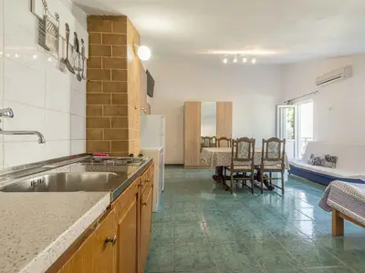 Ferienwohnung für 4 Personen (51 m²) in Lokva Rogoznica 8/10
