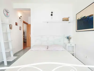 Ferienwohnung für 2 Personen (28 m²) in Lokva Rogoznica 8/10