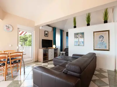 Ferienwohnung für 4 Personen (80 m²) in Lokva Rogoznica 3/10