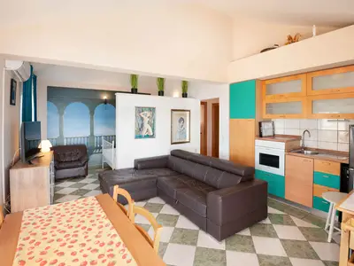 Ferienwohnung für 4 Personen (80 m²) in Lokva Rogoznica 4/10