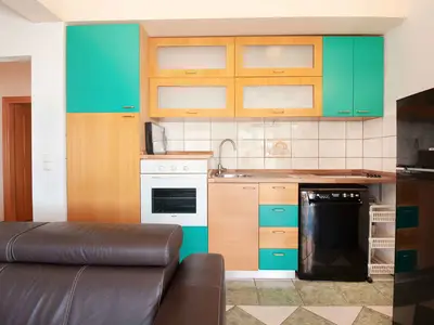 Ferienwohnung für 4 Personen (80 m²) in Lokva Rogoznica 6/10