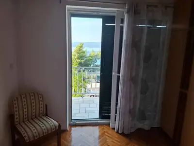 Ferienwohnung für 3 Personen (30 m²) in Lokva Rogoznica 6/10