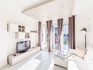 23309289-Ferienwohnung-6-Lonato-300x225-2