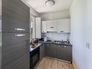 23458356-Ferienwohnung-5-Lonato-300x225-4