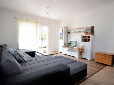 Ferienwohnung für 8 Personen (90 m²) in Lopar 6/10