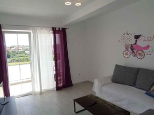 23768497-Ferienwohnung-4-Lopar-300x225-5