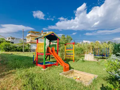 Ferienwohnung für 8 Personen (120 m²) in Lopar 10/10