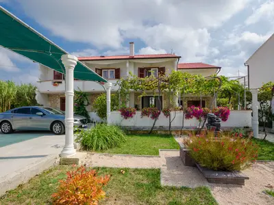 Ferienwohnung für 3 Personen (45 m²) in Lopar 10/10