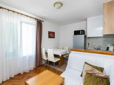 Ferienwohnung für 4 Personen (50 m²) in Lopar 5/10