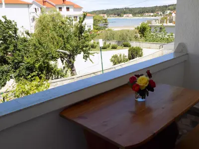 Ferienwohnung für 4 Personen (35 m²) in Lopar 6/10