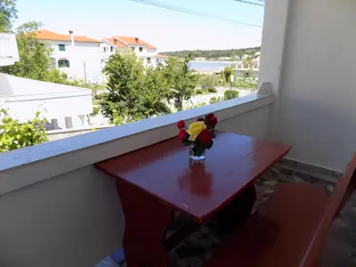 Ferienwohnung für 4 Personen (35 m²) in Lopar 6/10