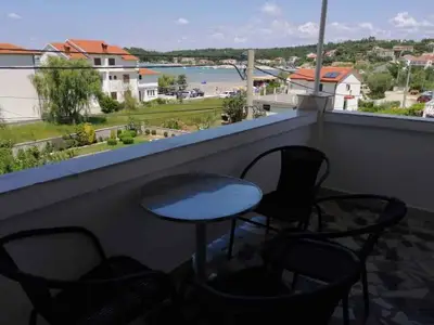 Ferienwohnung für 8 Personen (150 m²) in Lopar 8/10