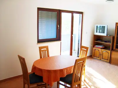 Ferienwohnung für 5 Personen (75 m²) in Lopar 6/10
