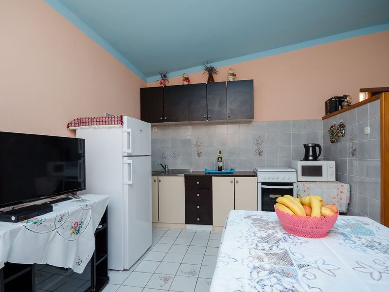 23944010-Ferienwohnung-6-Lopar-800x600-2