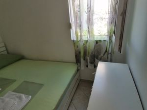 19129102-Ferienwohnung-3-Lopar-300x225-5