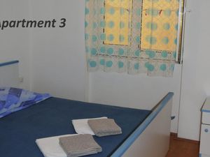 19367479-Ferienwohnung-3-Lopar-300x225-2