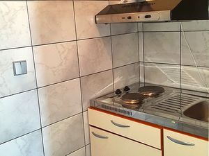 23916976-Ferienwohnung-2-Lopar-300x225-2