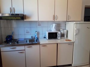 23916987-Ferienwohnung-5-Lopar-300x225-4