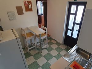 23924604-Ferienwohnung-3-Lopar-300x225-3