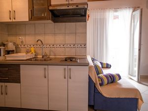 23998710-Ferienwohnung-4-Lopar-300x225-5