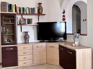 23931860-Ferienwohnung-5-Lopar-300x225-1