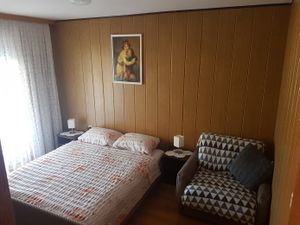 23931054-Ferienwohnung-6-Lopar-300x225-5