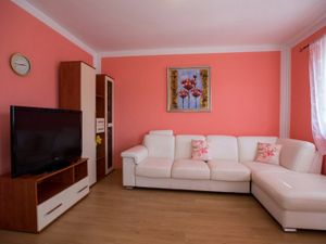 23964610-Ferienwohnung-9-Lopar-300x225-1