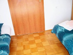 19286382-Ferienwohnung-0-Lopar-300x225-1