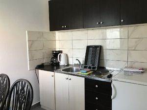 21748763-Ferienwohnung-3-Lopar-300x225-1