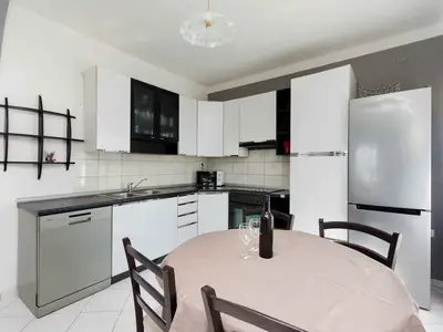 Ferienwohnung für 3 Personen (60 m²) in Lopar 5/10