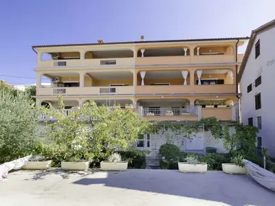 Ferienwohnung für 4 Personen (45 m²) in Lopar 3/10